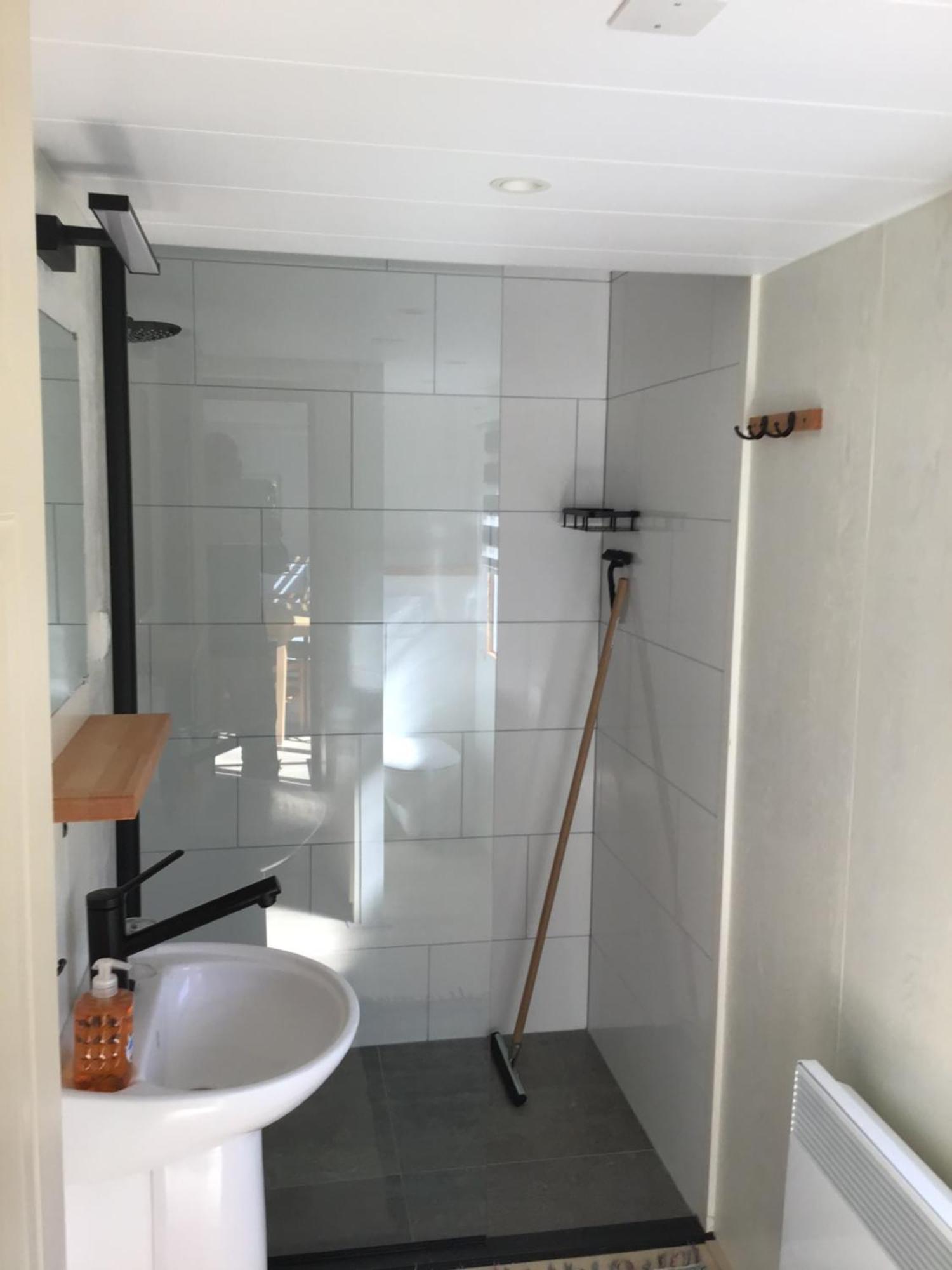 Minicamping Hoeve Het Tij Vrouwenpolder Ngoại thất bức ảnh